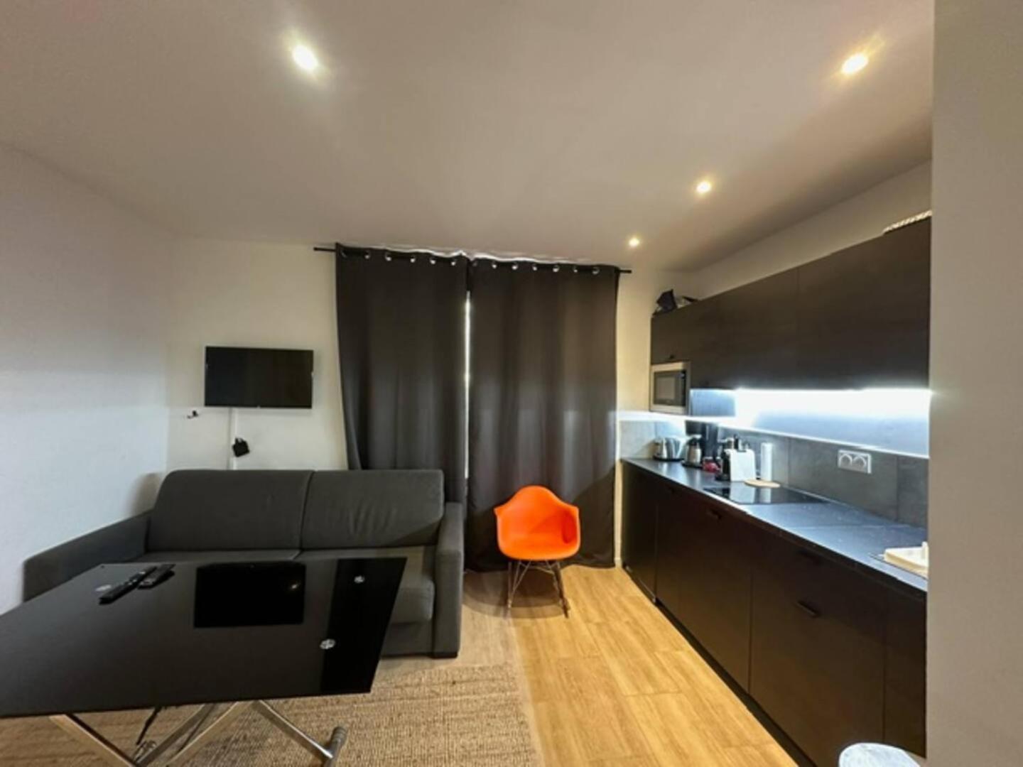 Appartement Steps From The Palace, Beach, Center *